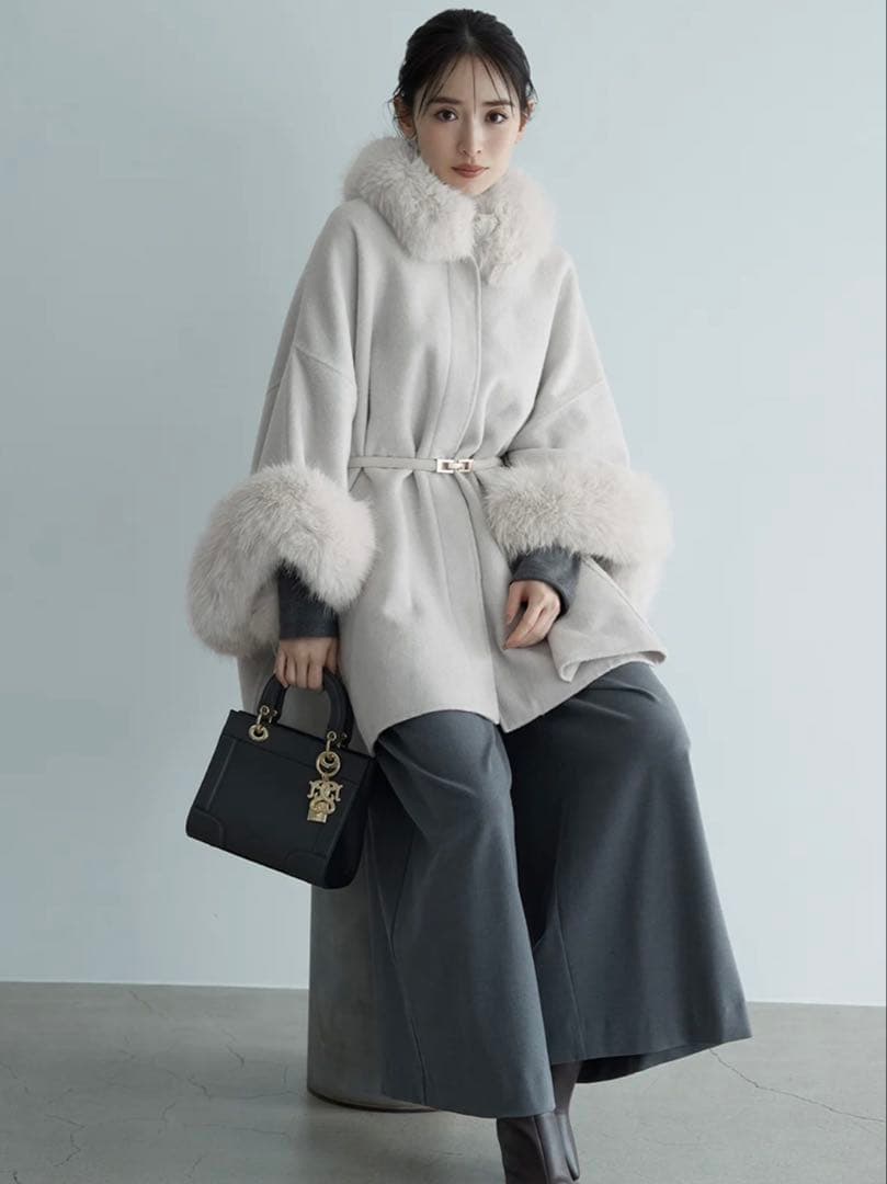 SNIDEL スナイデル ファー付きミドルケープコート