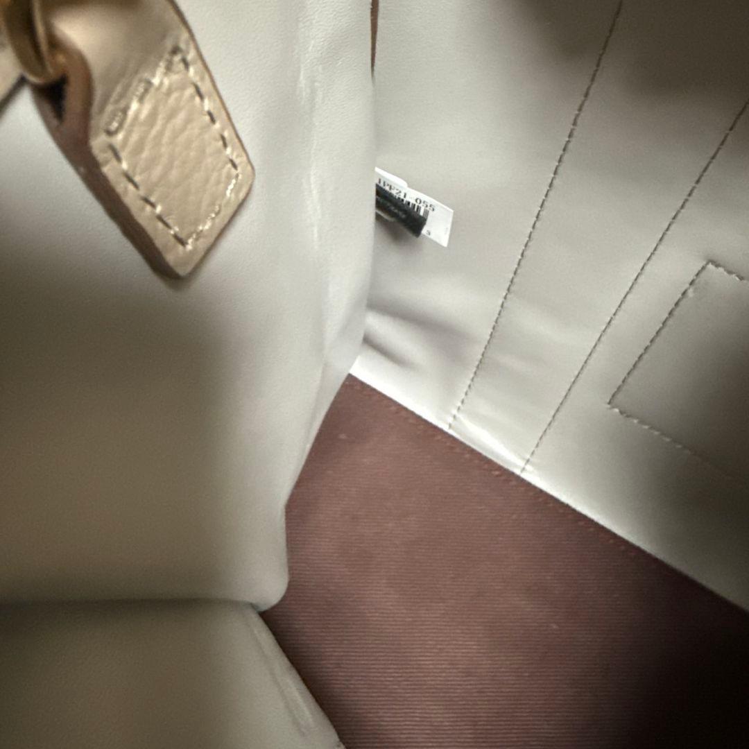 新品未使用✮MARC JACOBS マークジェイコブス トートバッグ ミディアム