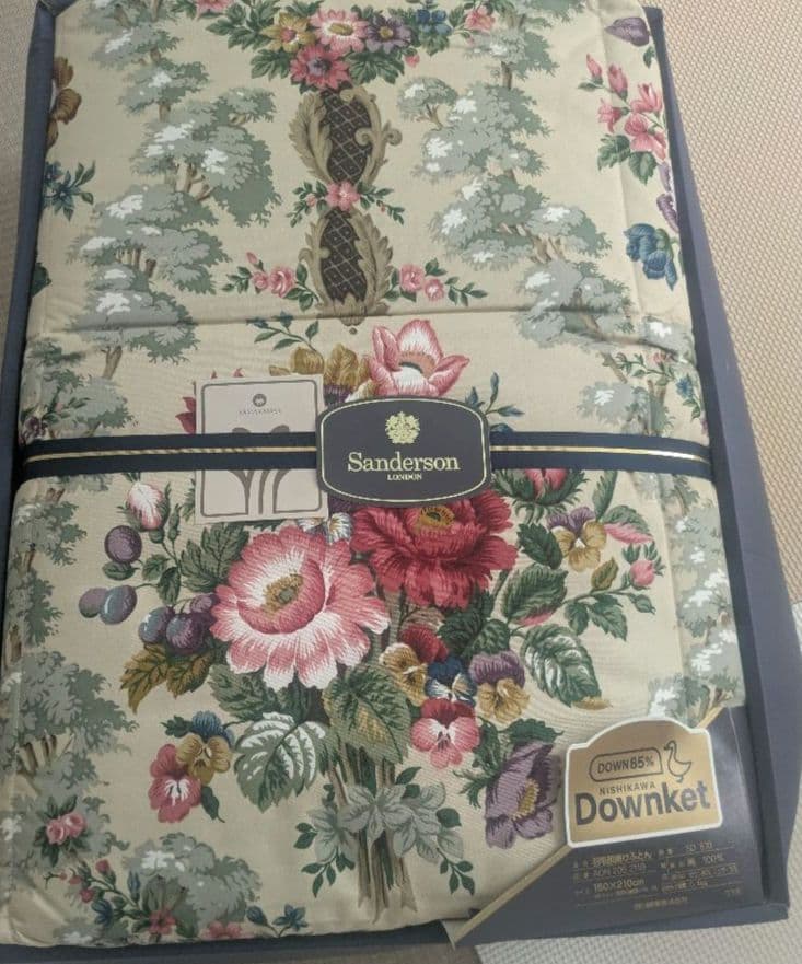 Sanderson 花柄 ダウンケット 西川　ダウン85% 150×210cm