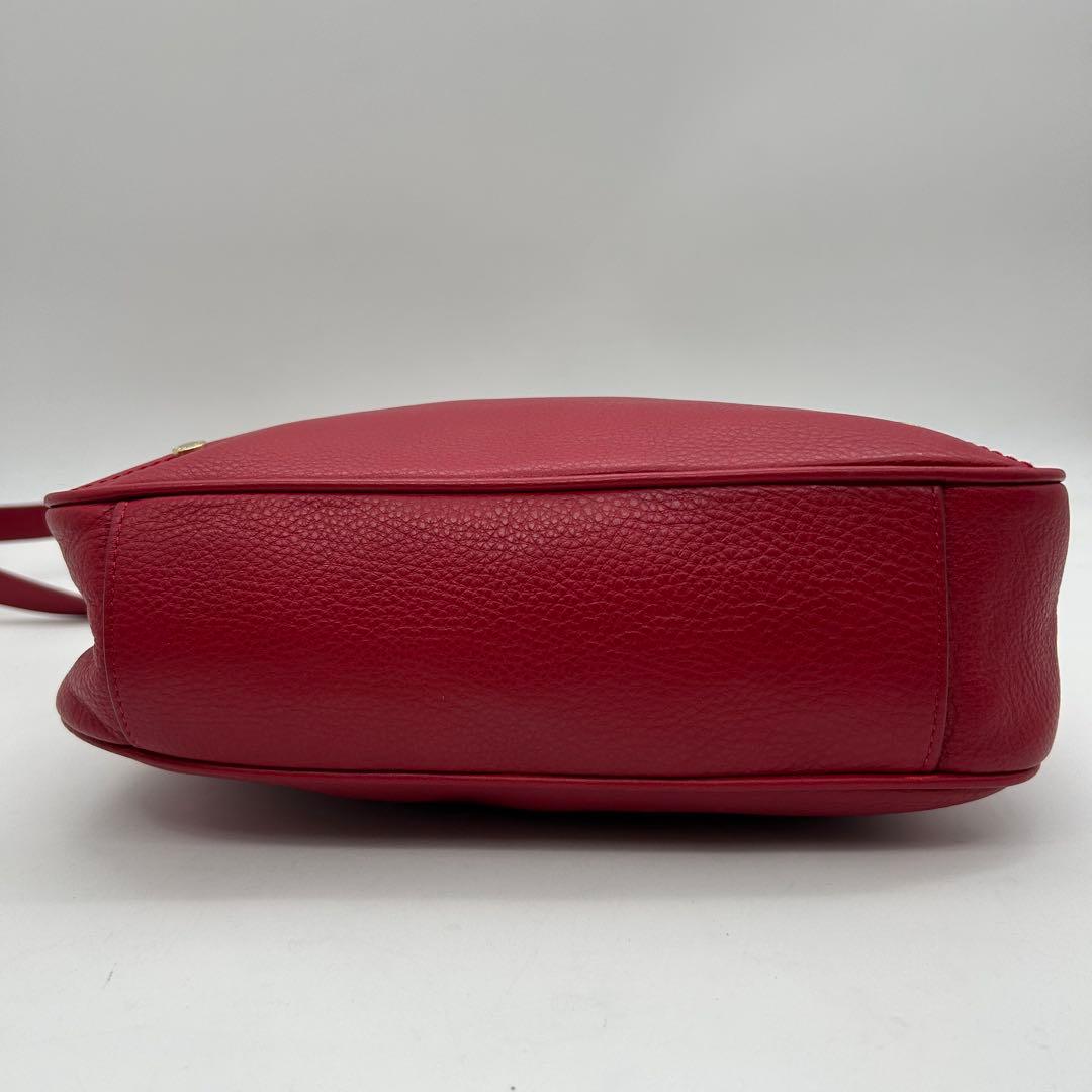 極美品　FURLA　フルラ　ショルダーバッグ　オールレザー　赤　ロゴ　斜め掛け◎