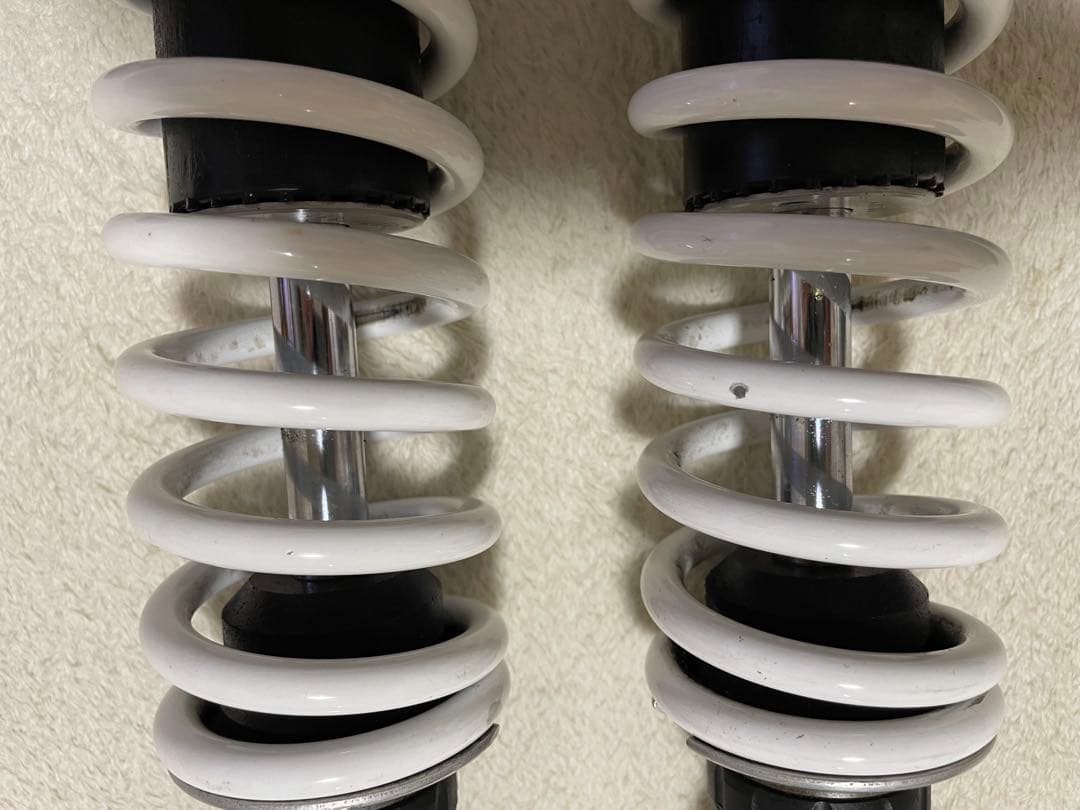 【希少】WP リアサスペンション（ゼファー1100）