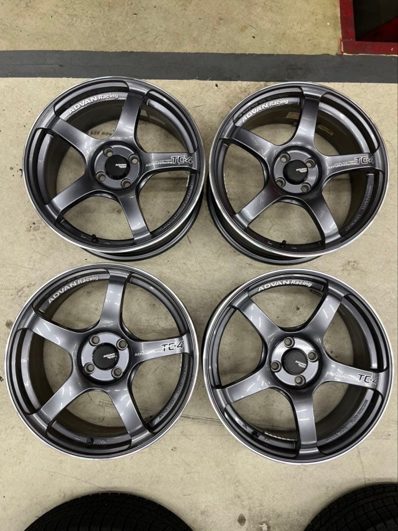 ADAVN Racing TC-4 17インチホイール4本セット　オーラニスモ用
