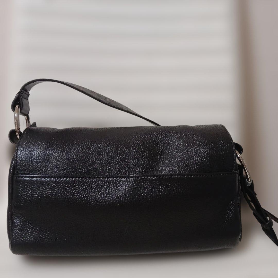 3046【未使用】beardsley ボディバッグ レザー　ブラック