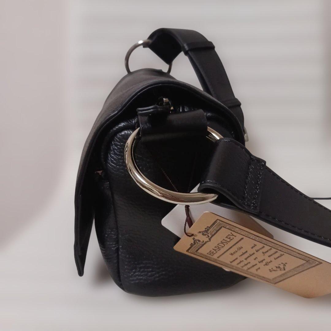 3046【未使用】beardsley ボディバッグ レザー　ブラック