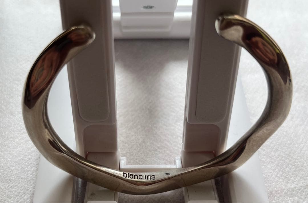 blanc iris BRACELET オリジナルポーチ付き