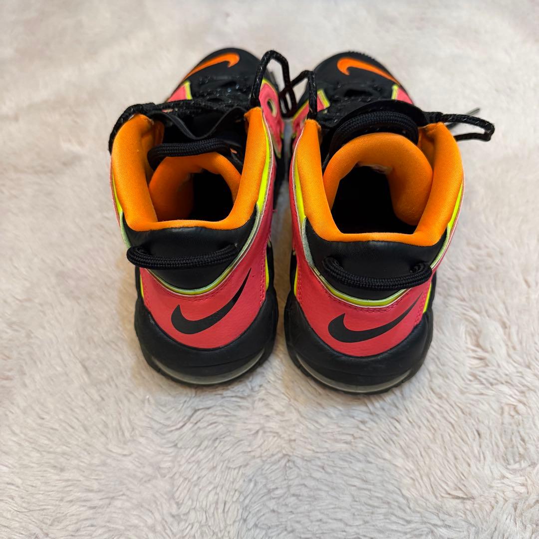 NIKE AIR MORE UPTEMPO \"HOT PUNCH\" モアテン