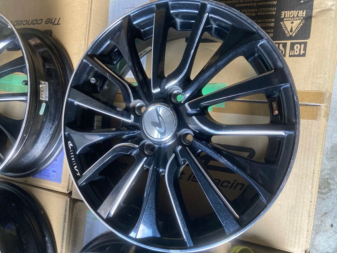 ウェッズ　レオニスVT 15インチアルミ　軽自動車