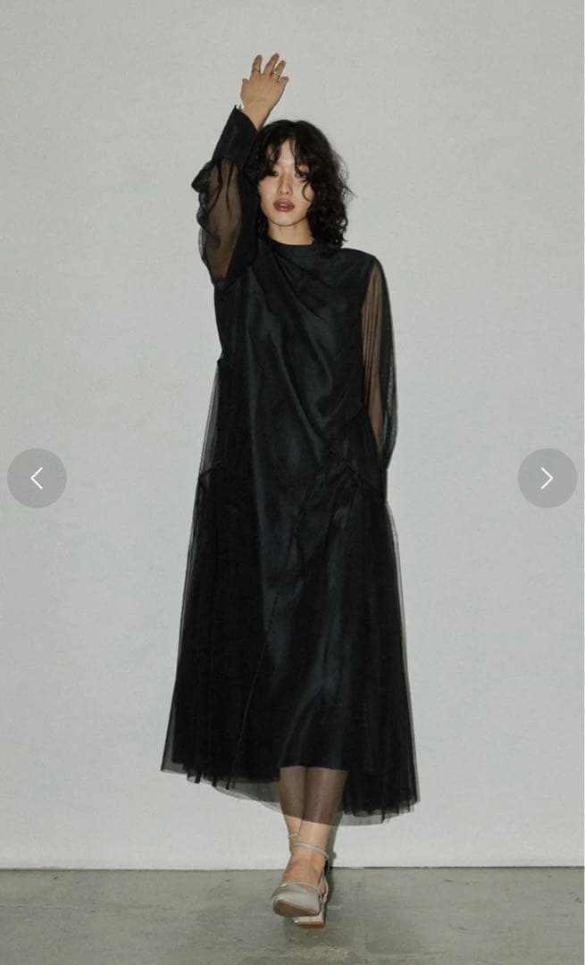 niana（ニアナ）チュールパイピングAラインドレス マタニティ ブラック　M