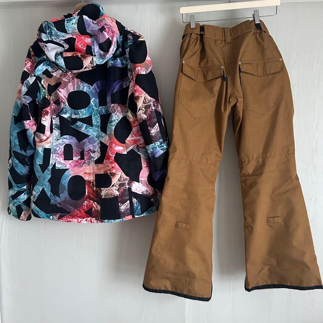 【美品】ROXY スノボウェア(スノーボード)スキーウェア セット Mサイズ