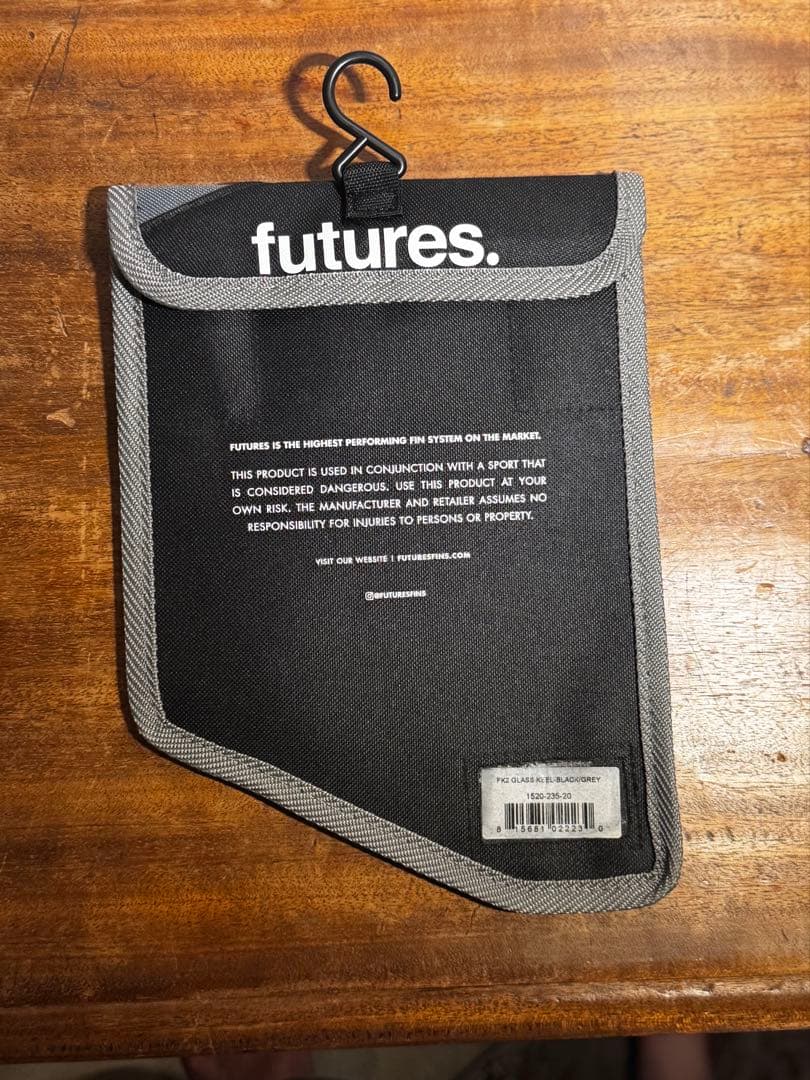 Futures フィン K2 ツインキール ファイバーグラス 新品未使用