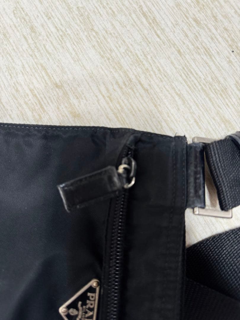 【正規品・Gカード付】プラダ BT7372 ナイロン ショルダーバッグ ブラック