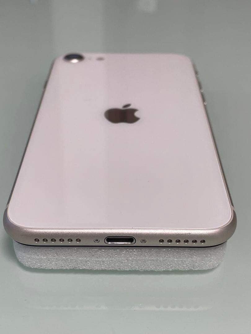 iPhone SE 第3世代 64gb スターライト バッテリー100%