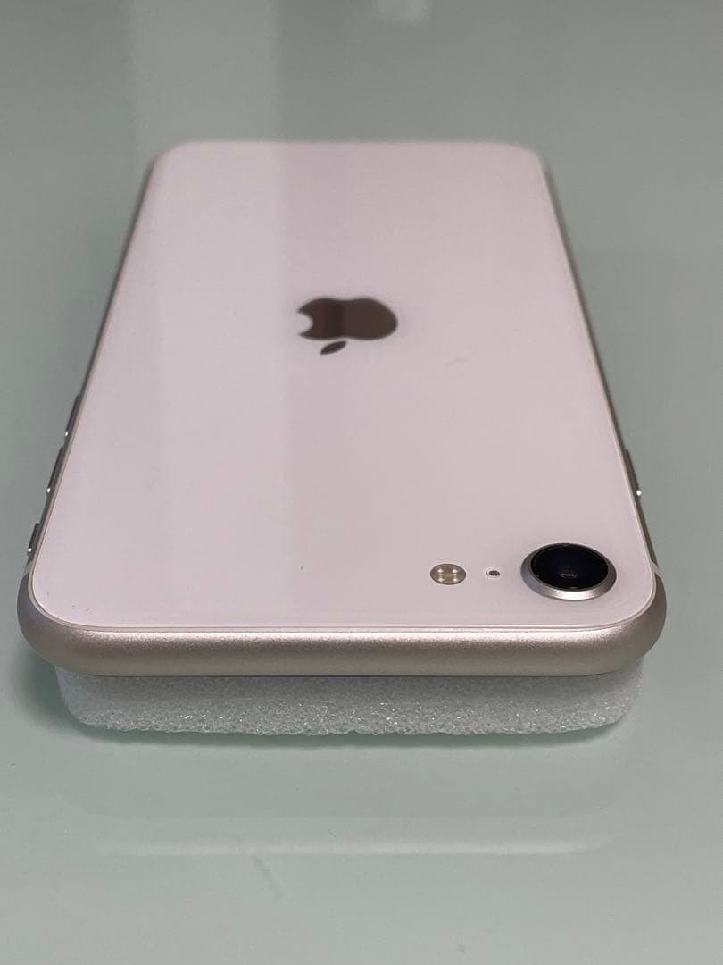 iPhone SE 第3世代 64gb スターライト バッテリー100%