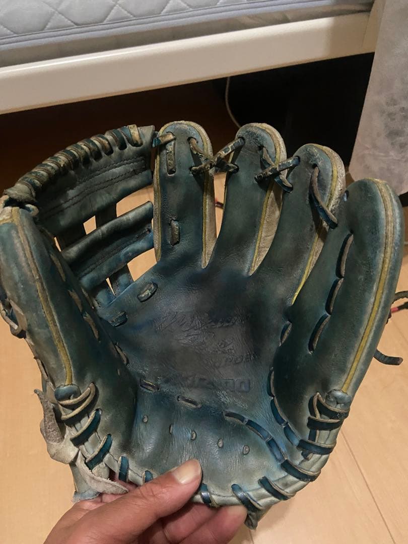 ミズノプロ軟式・内野手用　ローリングス・ソフトボール/オールラウンド