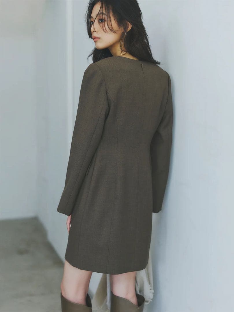 anuans ボクシーミニワンピース