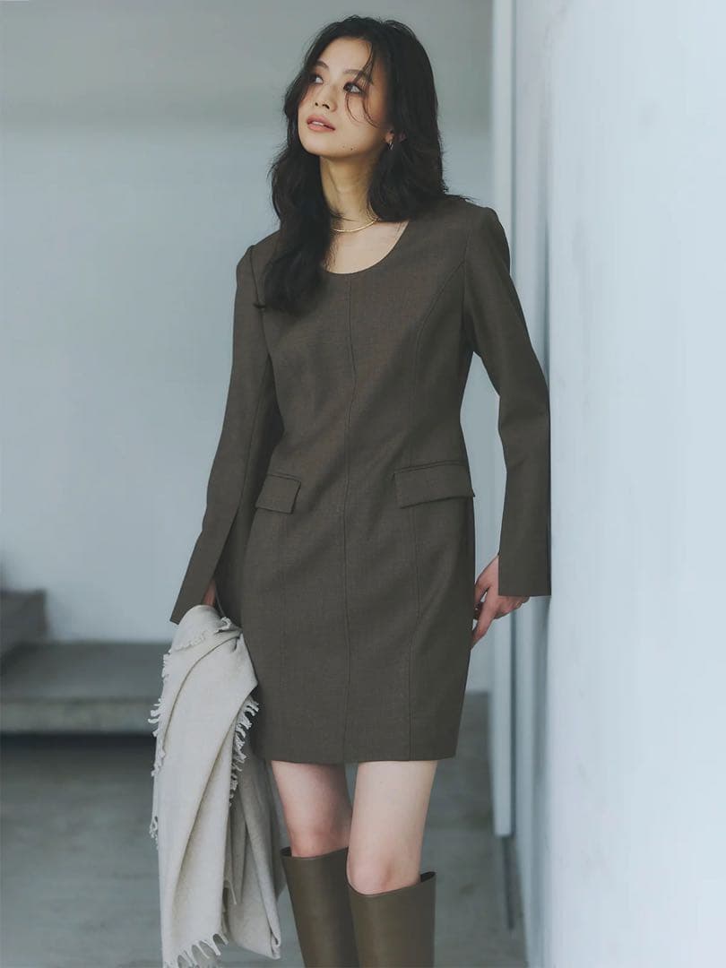 anuans ボクシーミニワンピース