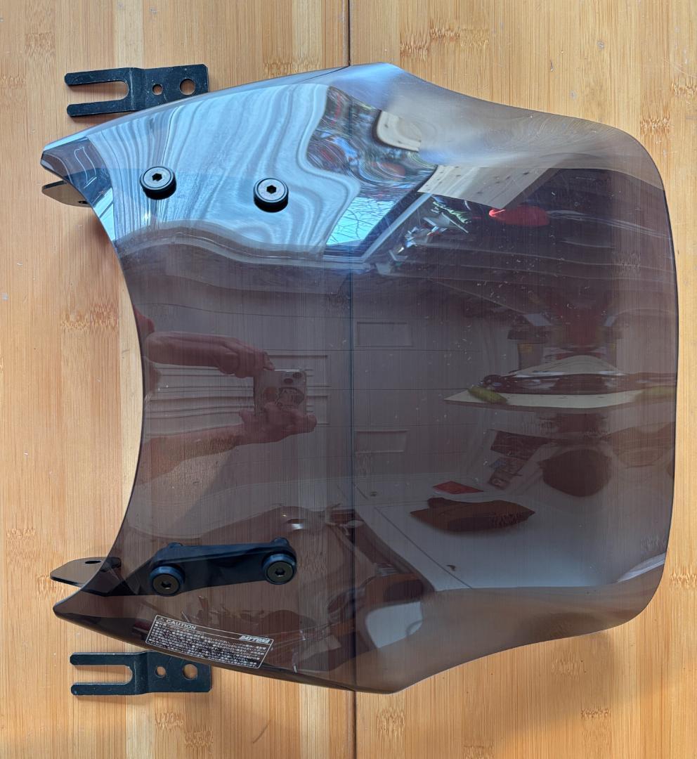 W650　デイトナ（Daytona） ブラストバリアースモークと専用ステー