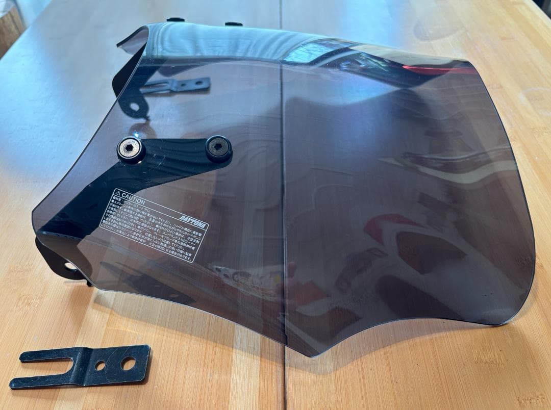 W650　デイトナ（Daytona） ブラストバリアースモークと専用ステー