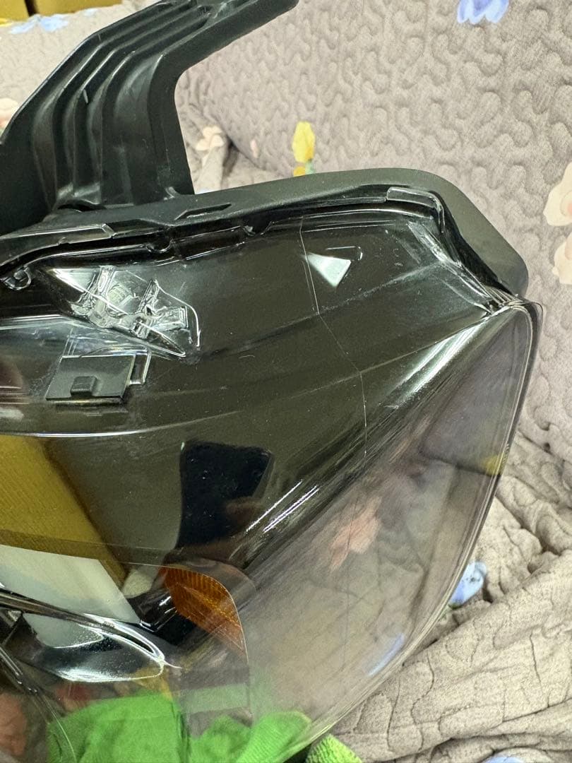 ホンダ N-VAN左LEDヘッドライト