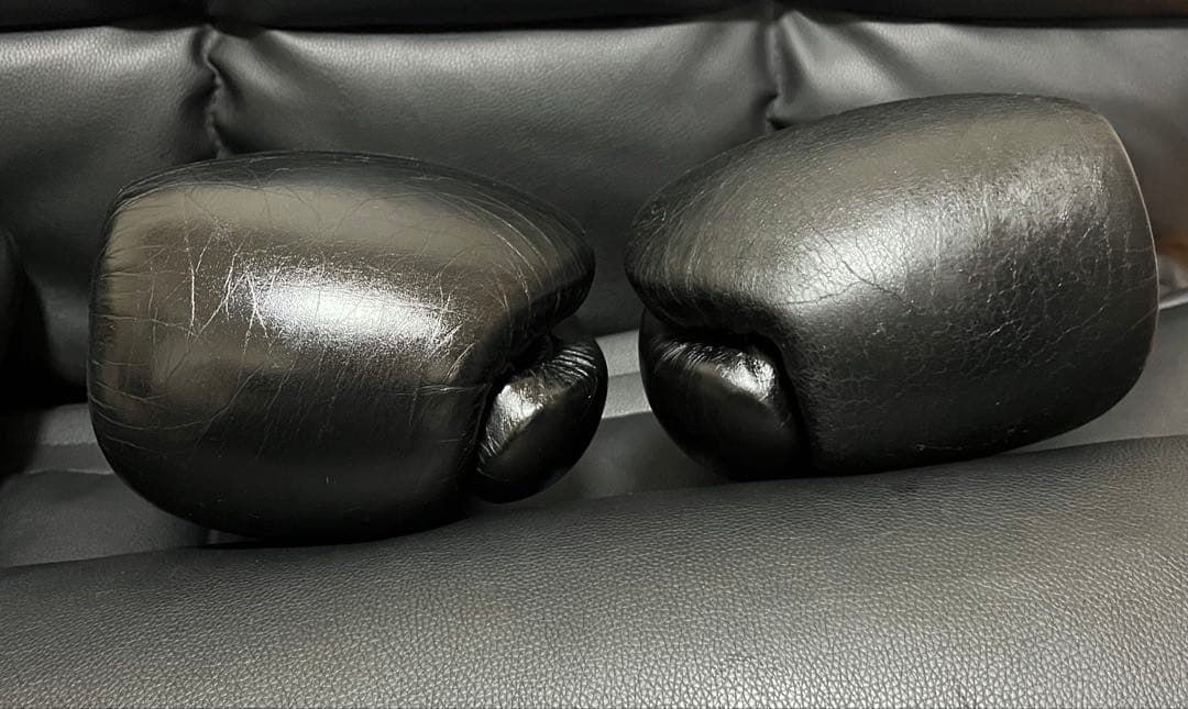 Winning ボクシンググローブ 黒8オンス　ヘッドギア、マーシャルワールド製