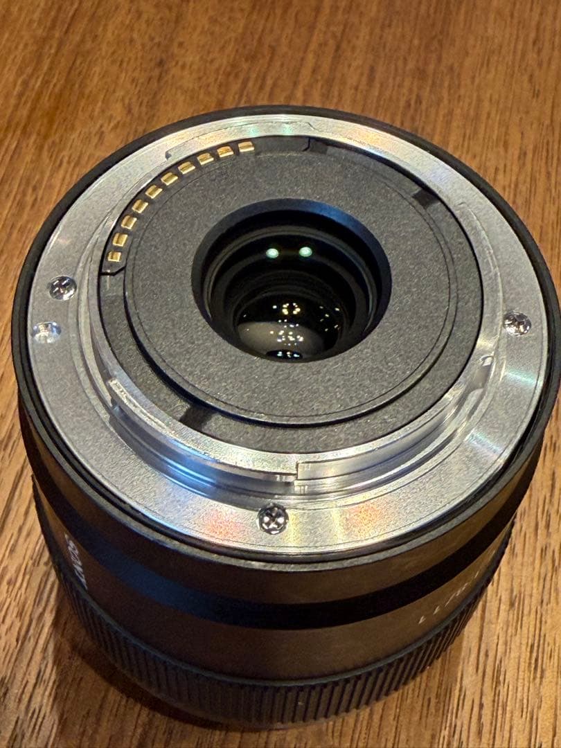 SONY E 11mm F1.8 APS-C用・Eマウント　年始セール