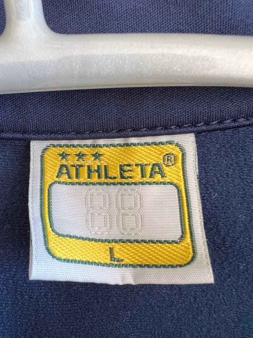 アスレタ　防風　ジャージ　防寒　サイズL 上下セット　ジャージ　ピステ