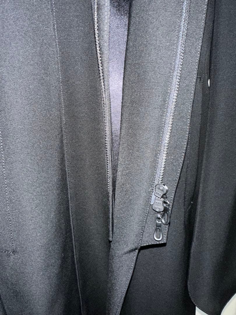 kiryuyrik ジャケット