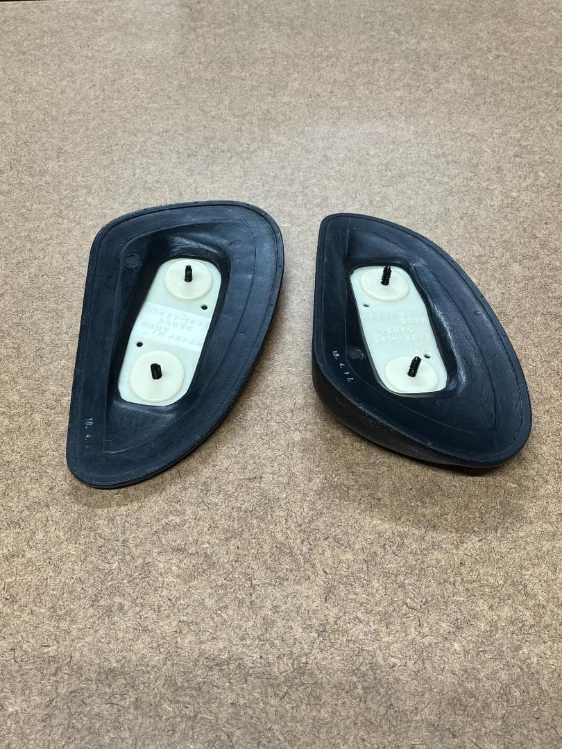 カワサキ　W-650　純正ガソリンタンクパッド