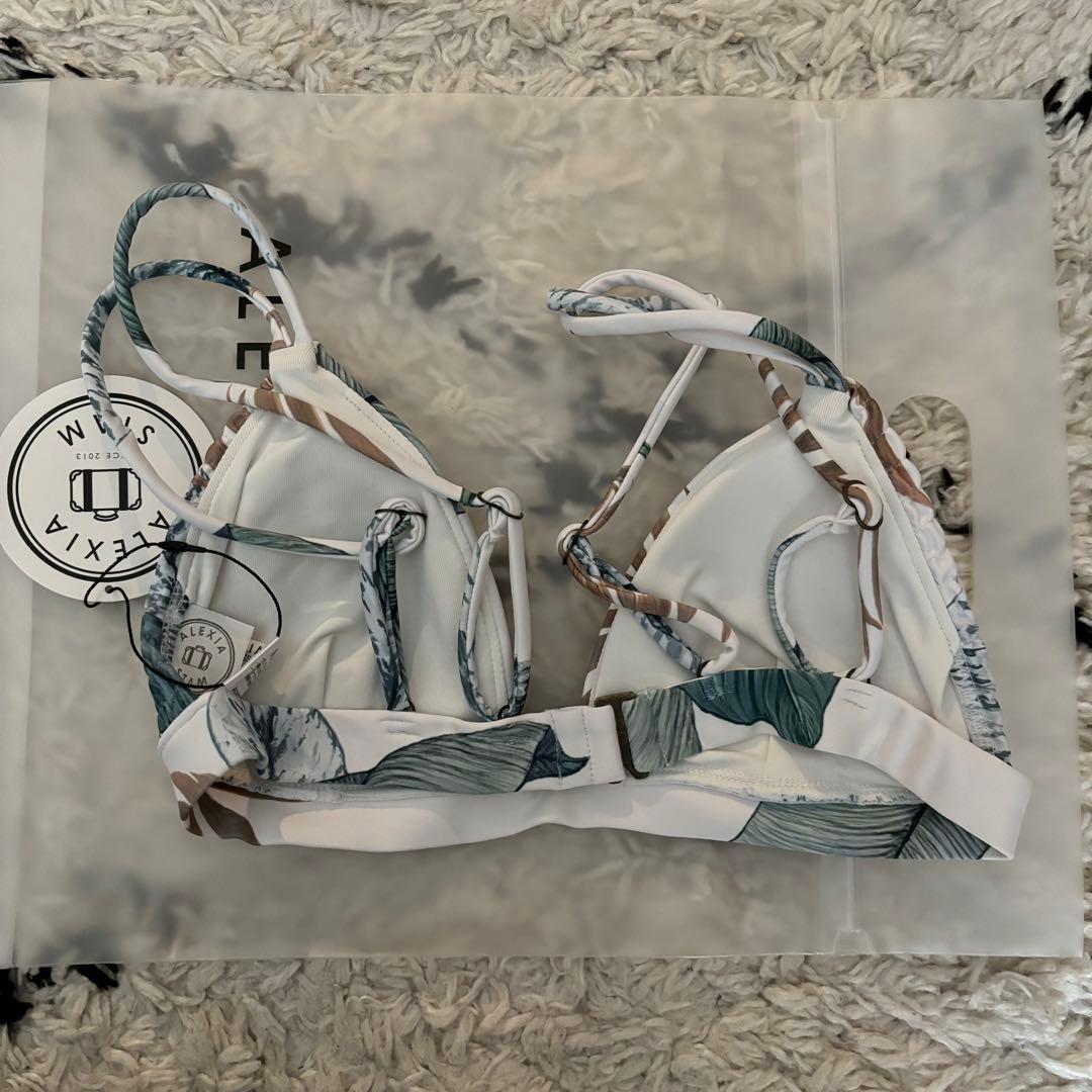 ALEXIASTAM ビキニ 水着 Sサイズ　新品未使用