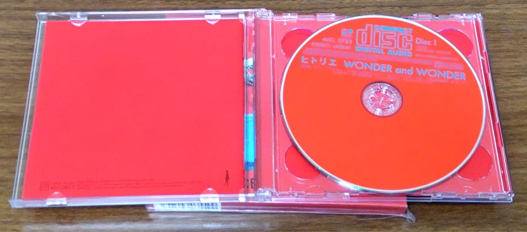 ヒトリエ『WONDER and WONDER』初回限定盤+タオル・ストラップ付