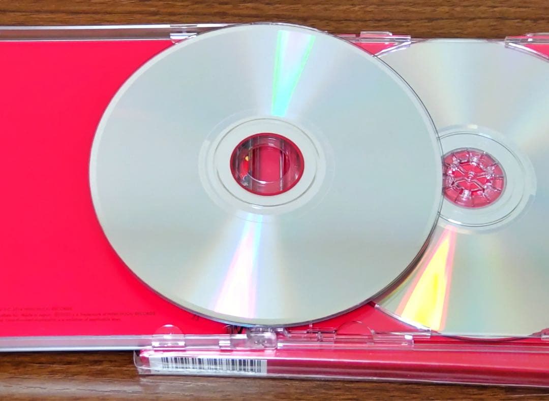 ヒトリエ『WONDER and WONDER』初回限定盤+タオル・ストラップ付