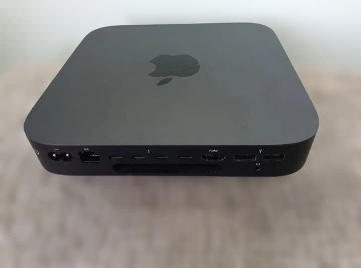 Macデスクトップ Mac mini 2018 Core i7 / 16G / 512GB