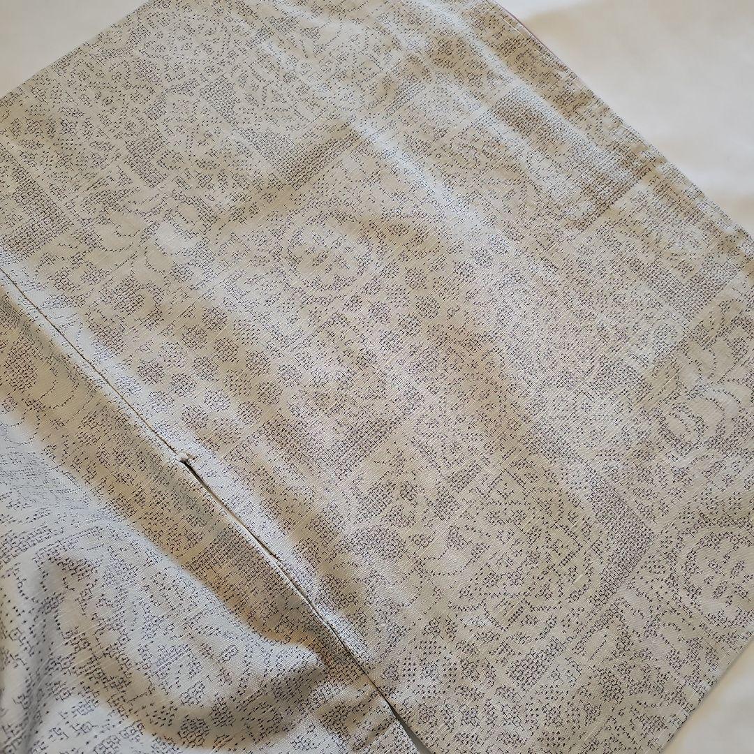 本真綿結城紬☆結城織物☆正絹☆結城紬☆仕付け付き☆薄いグレー地☆証紙あり