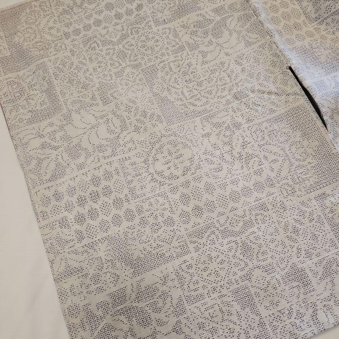 本真綿結城紬☆結城織物☆正絹☆結城紬☆仕付け付き☆薄いグレー地☆証紙あり