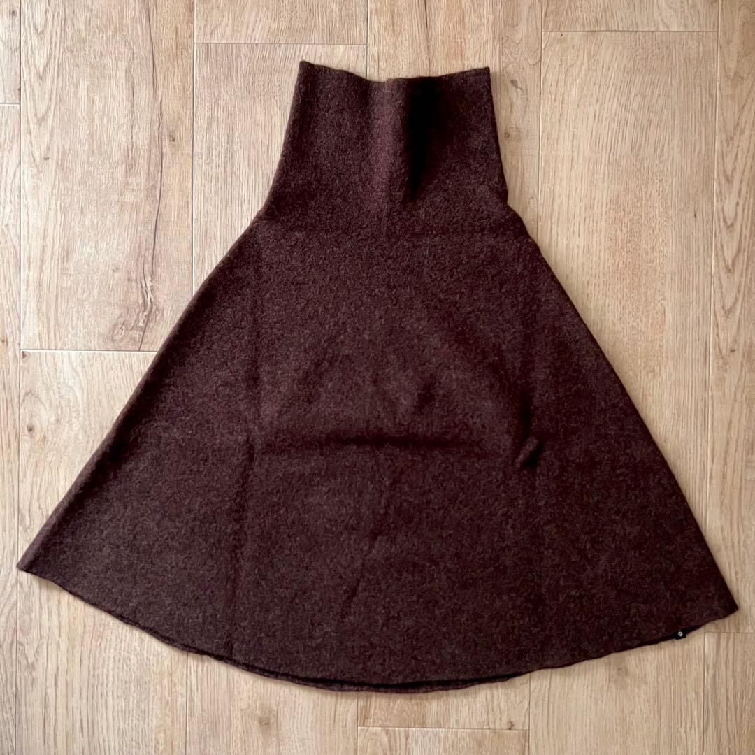 cecilie telle ハイネック　ポンチョ　ブラウン