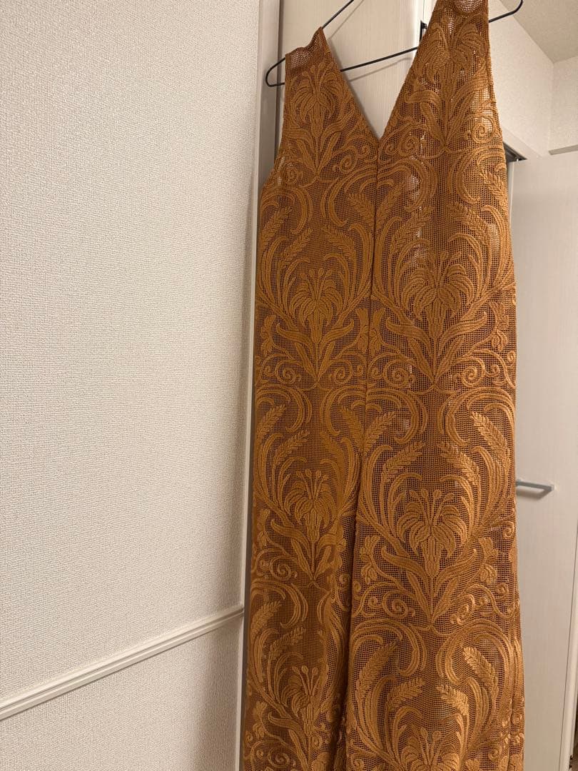 （お値下げ）AMERI CHLOE V NECK ROMPERS S