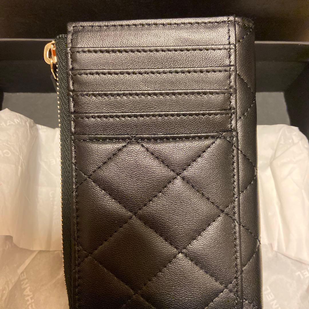 シャネルフラグメントケース♡人気黒♡限定ロゴ♡レアパール♡未使用♡ドット