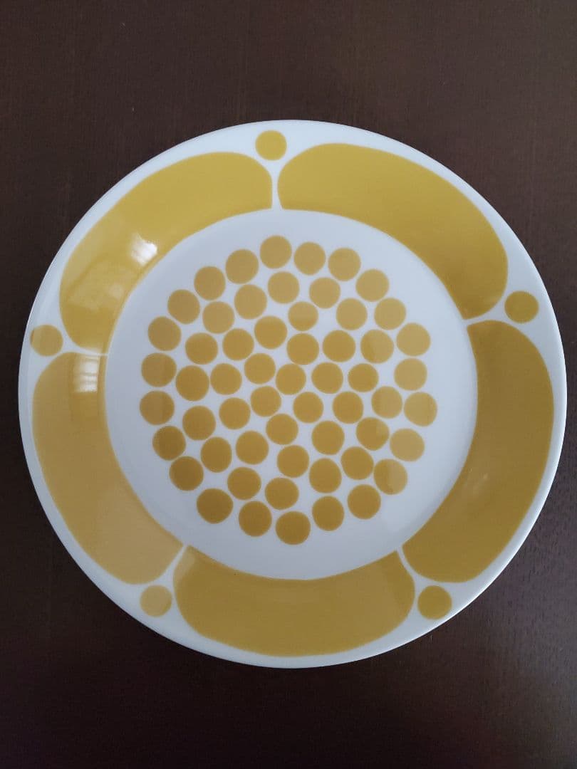 未使用　アラビア　スンヌンタイ　お皿、マグカップ、カップ&ソーサー　3点セット