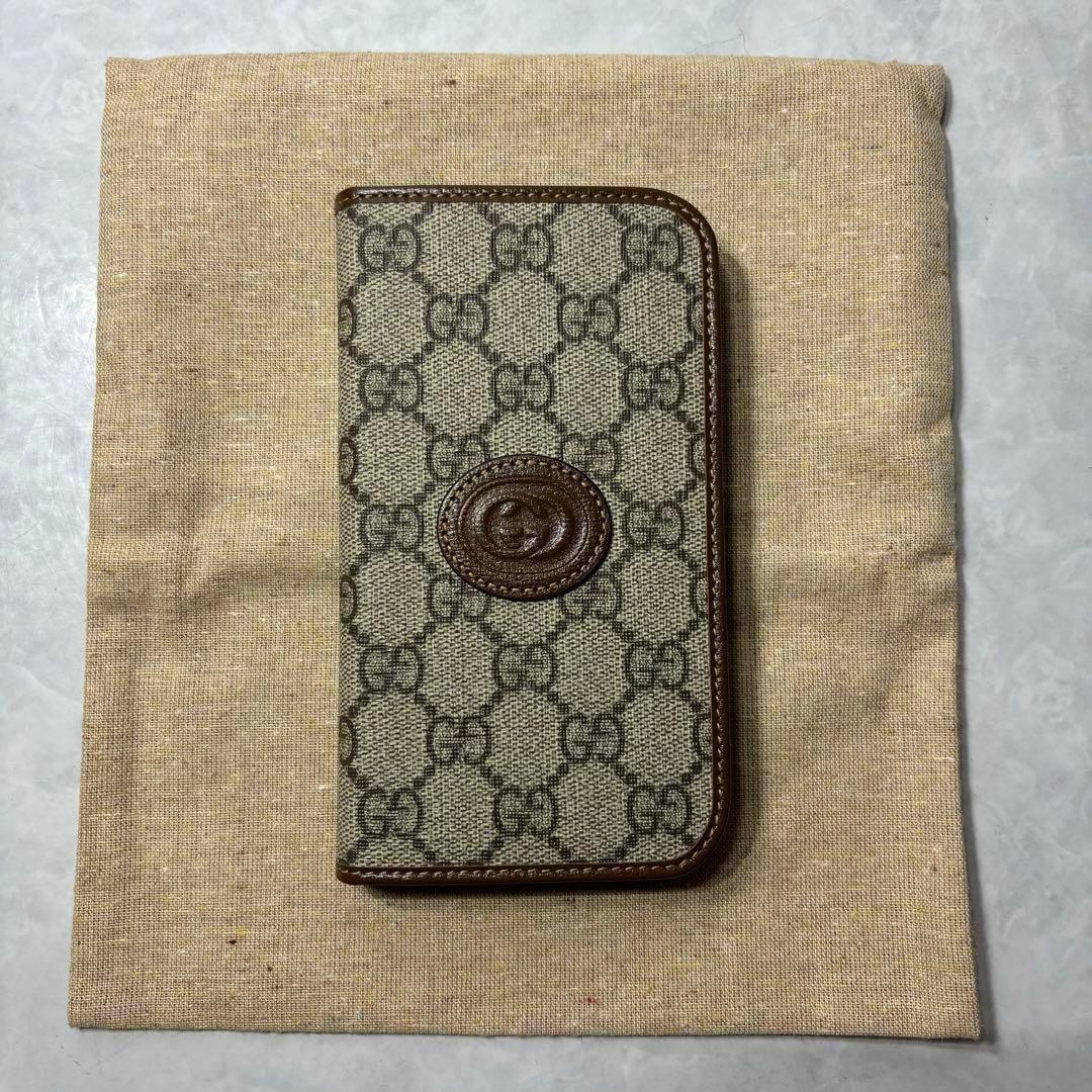 グッチ GG スプリーム PVC レザー iPhone 15 ケース ベージュ