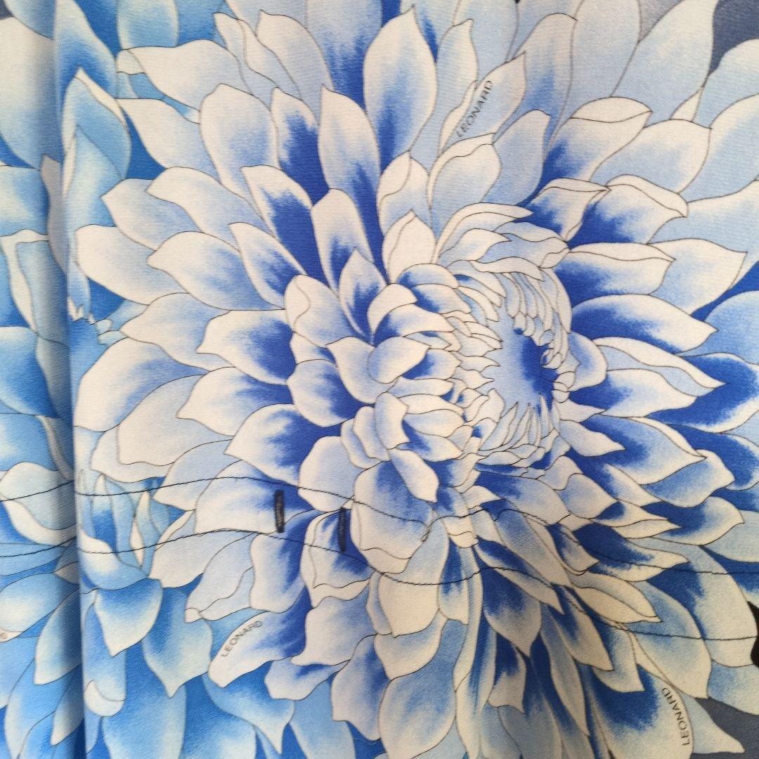 レオナール　大きいサイズ　人気花柄 半袖チュニックのみ