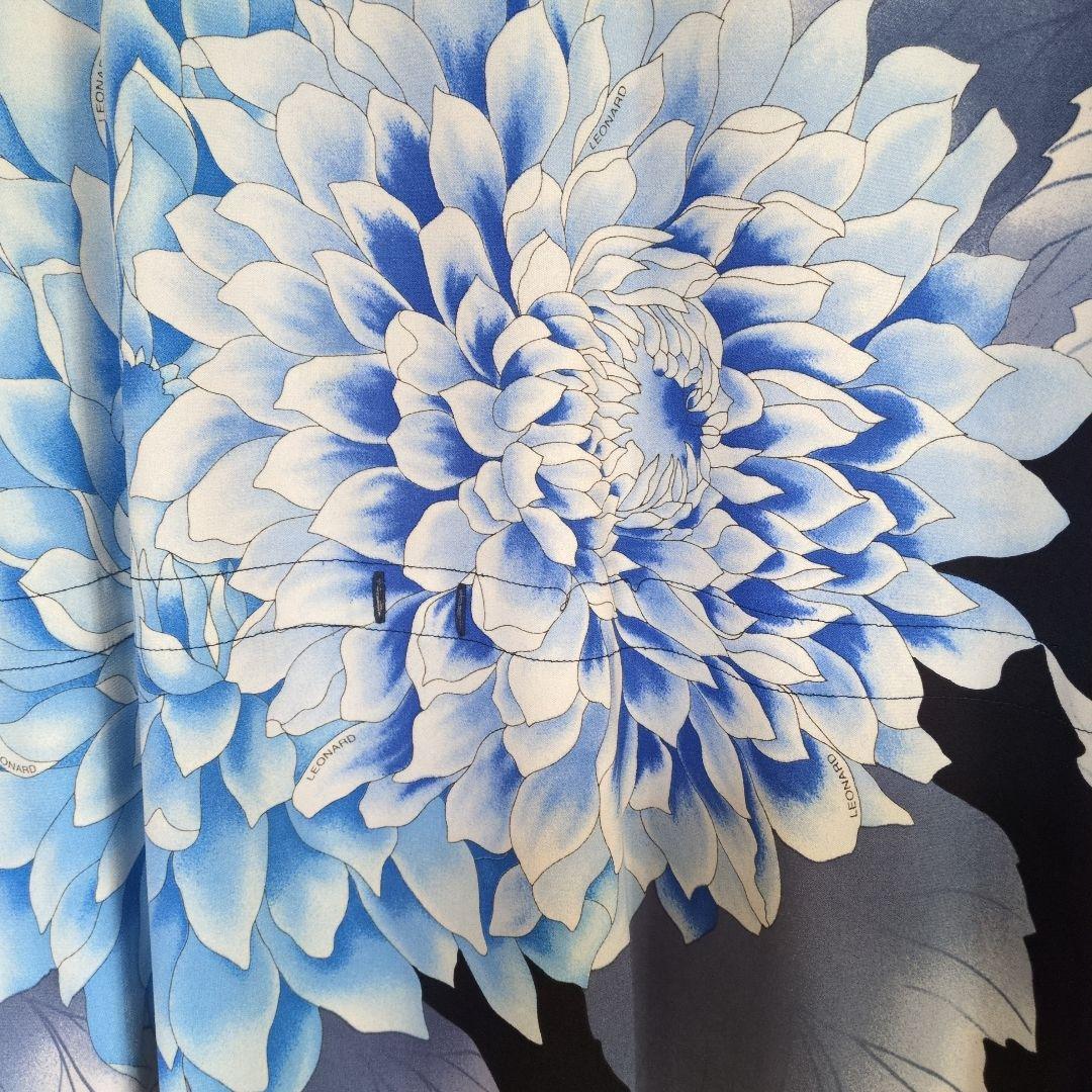 レオナール　大きいサイズ　人気花柄 半袖チュニックのみ