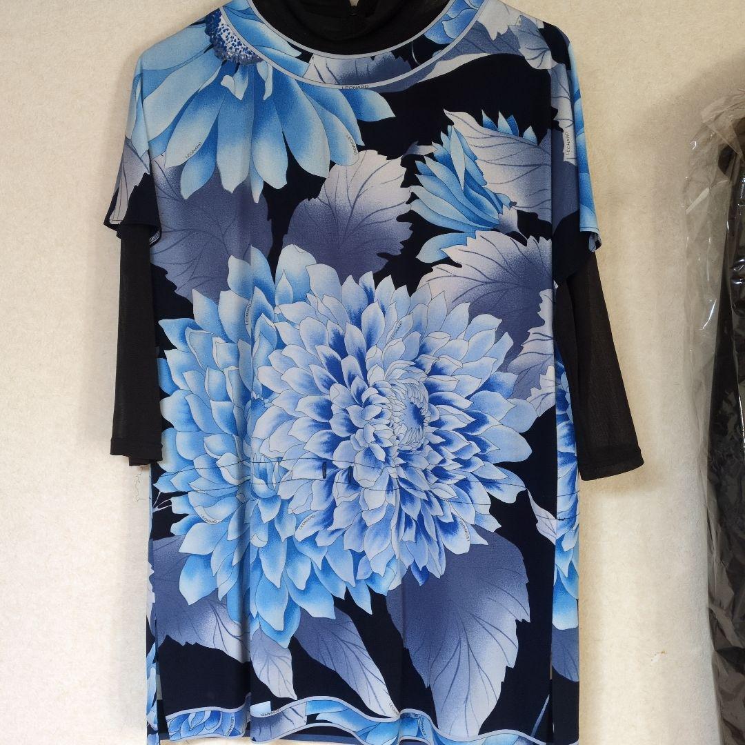 レオナール　大きいサイズ　人気花柄 半袖チュニックのみ