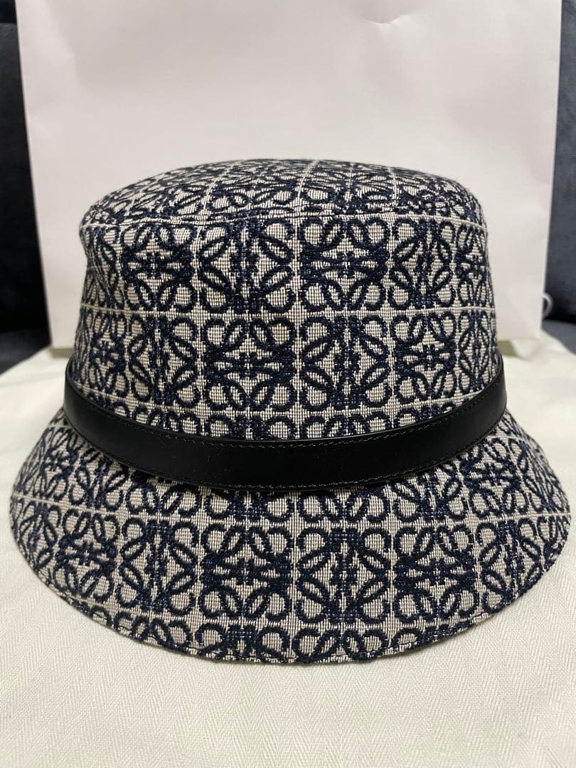 LOEWE バケットハット 幾何学模様