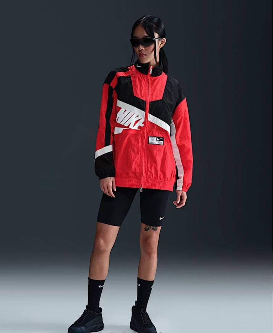 NIKE ジャケット　山田涼介　RED
