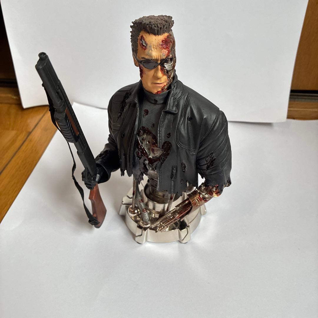 T-850 Battle Damaged フィギュア