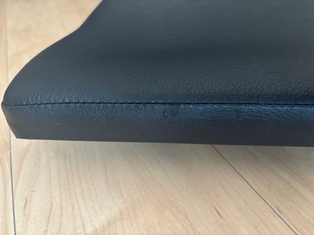 FUSO 17スーパーグレート 専用 助手席オットマン