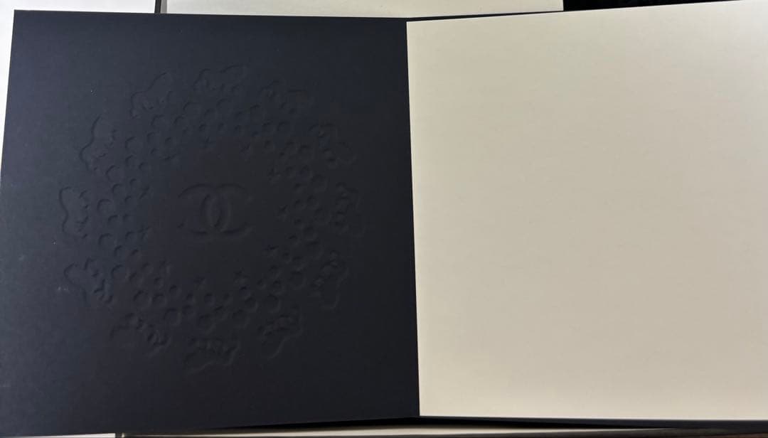 完売品新品未使用CHANELルージュココ グロス トリオセット／巾着チャーム等付