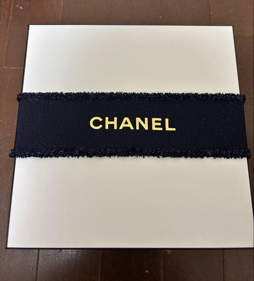 完売品新品未使用CHANELルージュココ グロス トリオセット／巾着チャーム等付