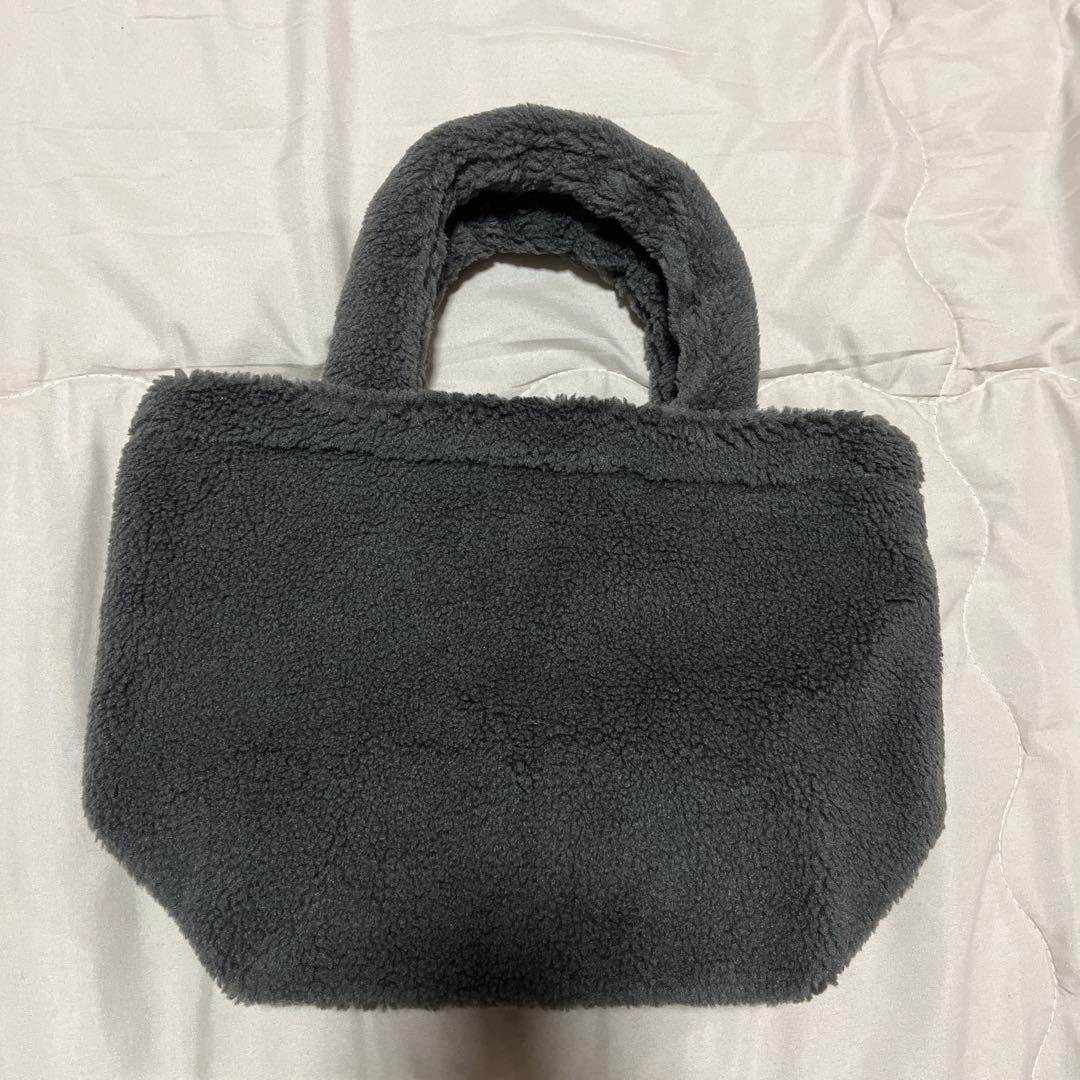 『*E様 PRADA もこもこトートバッグ ノベルティ　　グレー