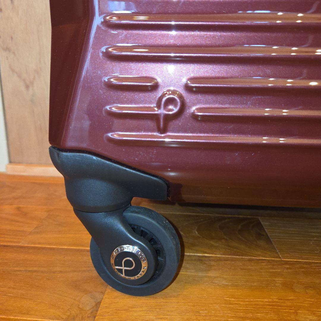 美品！PROTECAプロテカ フリーウォーカーD 83L キャリー スーツ 赤